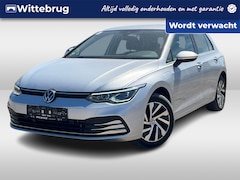 Volkswagen Golf - 1.4 eHybrid 204PK Style / Memory Seat / Digitale Cockpit / LED / Achteruitrijcamera / Stuu