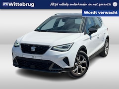 Seat Arona - 1.0 TSI 110PK FR / Digitale Cockpit / LED / Parkeersensoren Achter / Stoelverwarming / Wir