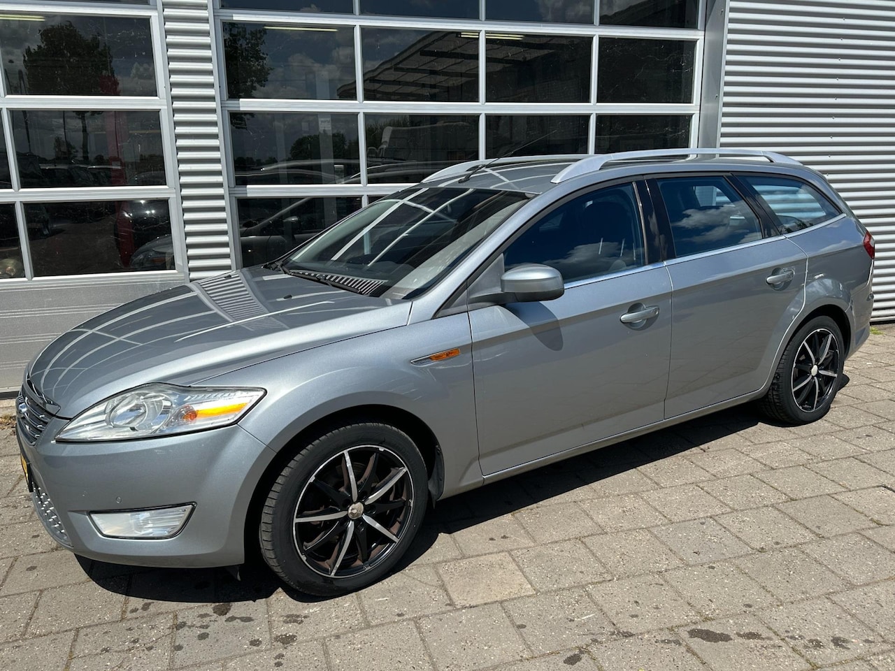 Ford Mondeo Wagon - 2.0-16V Titanium Limited Edition - Full Map Navi - Climate Control - Stuurwielbediening - - AutoWereld.nl