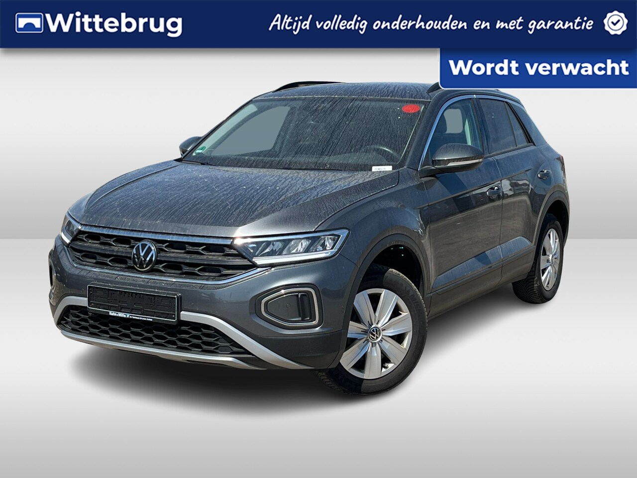 Volkswagen T-Roc - 1.0 TSI 110PK Life / Digitale Cockpit / LED / Parkeersensoren V+A / Stoelverwarming / Wire - AutoWereld.nl
