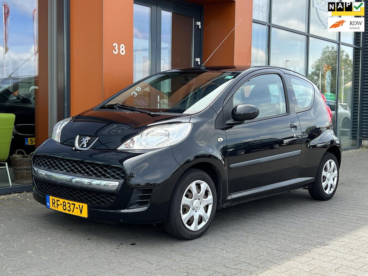 Peugeot 107 - 1.0-12V XR|Airco|El. ramen|AUX|bluetooth|Isofix - AutoWereld.nl