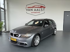 BMW 3-serie Touring - 318i M-sport /Pano/ Trekhaak/ Alcantara