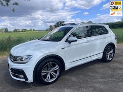 Volkswagen Tiguan - 1.5 TSI ACT Highline Business R, dealer onderh. nieuwstaat