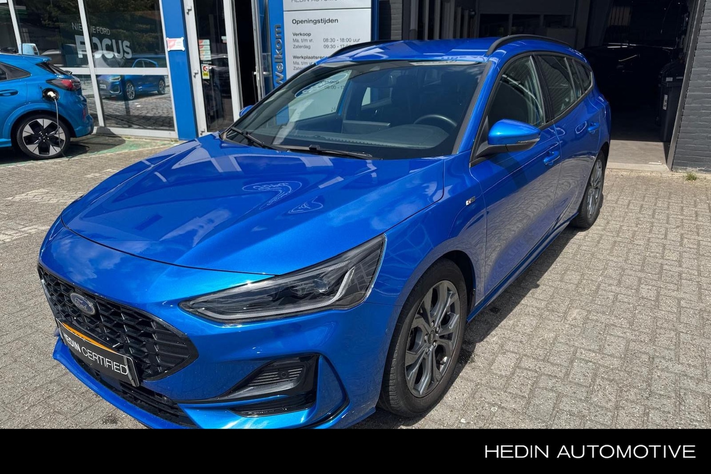 Ford Focus Wagon - 1.0 EcoBoost Hybrid ST Line | Driver Assistance pack | Winter Pack | Parking Pack | - AutoWereld.nl