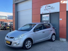 Hyundai i20 - 1.2i Business Edition APK AIRCO ELEK RAMEN CNTRL