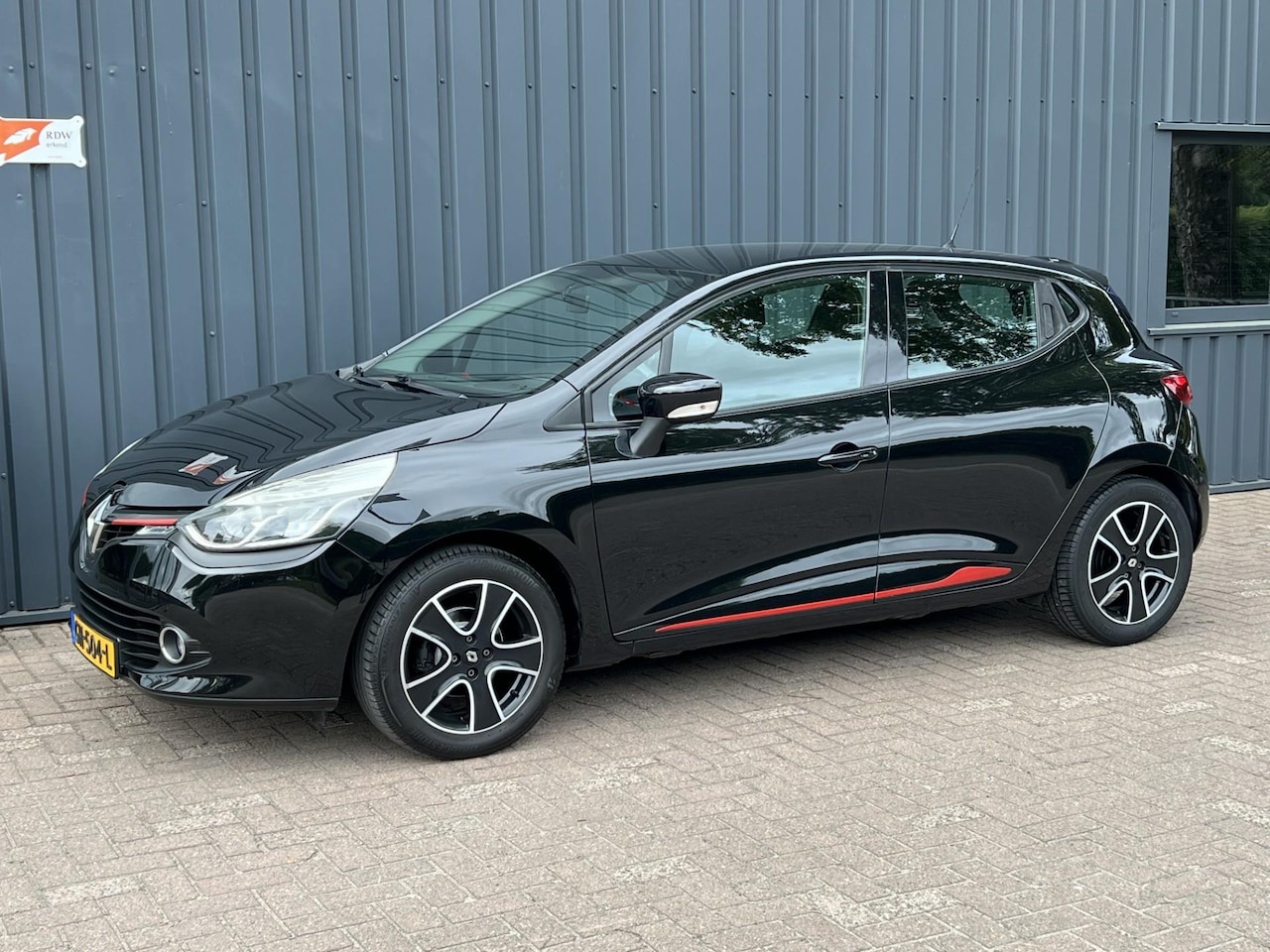 Renault Clio - 0.9 TCe Expression NL.AUTO!/NAP/DEALER ONDERHOUDEN!/ - AutoWereld.nl