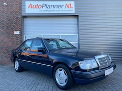 Mercedes-Benz E-klasse - 200 Schuifdak Nieuwe APK