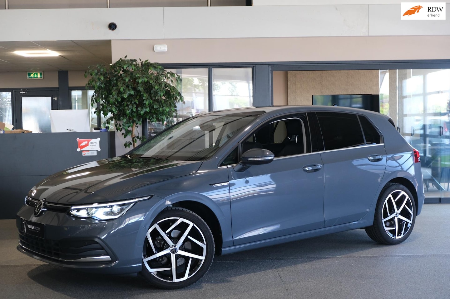 Volkswagen Golf - 8 1.5 TSI Style 130PK Navi ACC PDC CAM HUD Blind Spot Massage Stoel - AutoWereld.nl