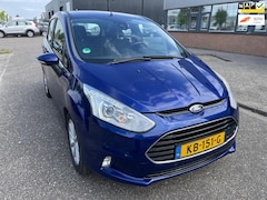 Ford B-Max - 1.0 EcoBoost Titanium. Niuwe Dist.Set. Grotebeurt. Afleveren met Nieuwe APK