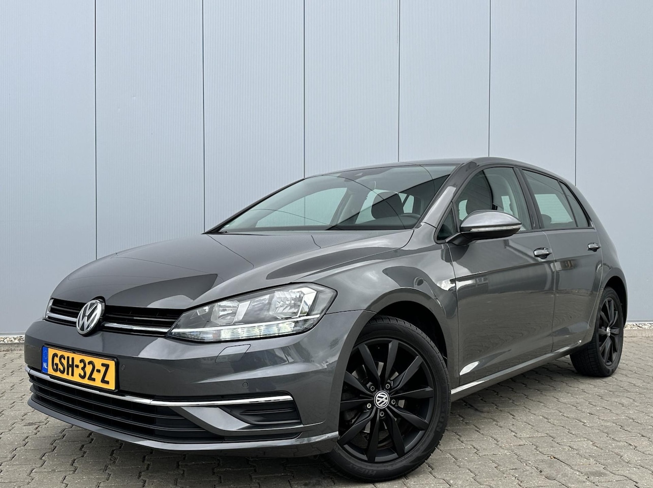 Volkswagen Golf - 1.0 TSI 116PK Highline DSG Automaat 2018 - AutoWereld.nl