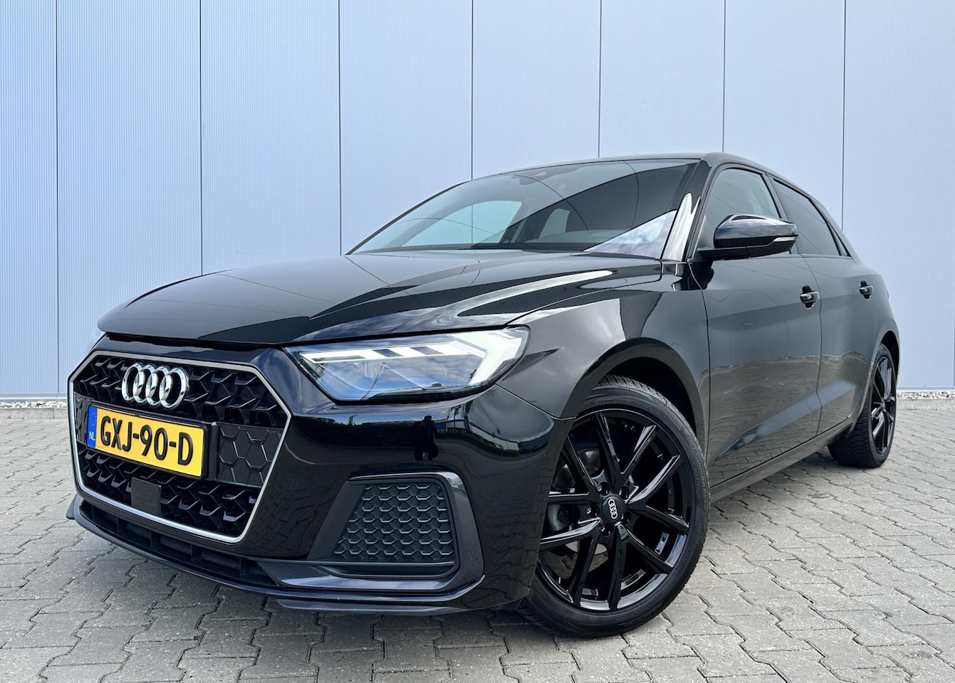 Audi A1 Sportback - 1.0 TFSI 95PK 2021 S-LINE Automaat Full LED 17'' - AutoWereld.nl