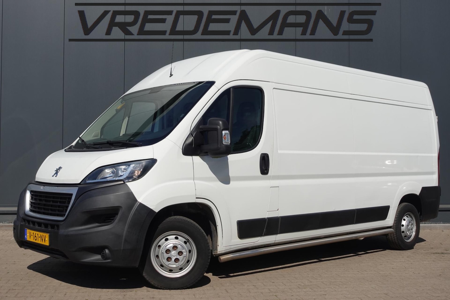 Peugeot Boxer - 333 2.0 BlueHDI L3H2 Pro CRUISE/NAVI/CAMERA - AutoWereld.nl