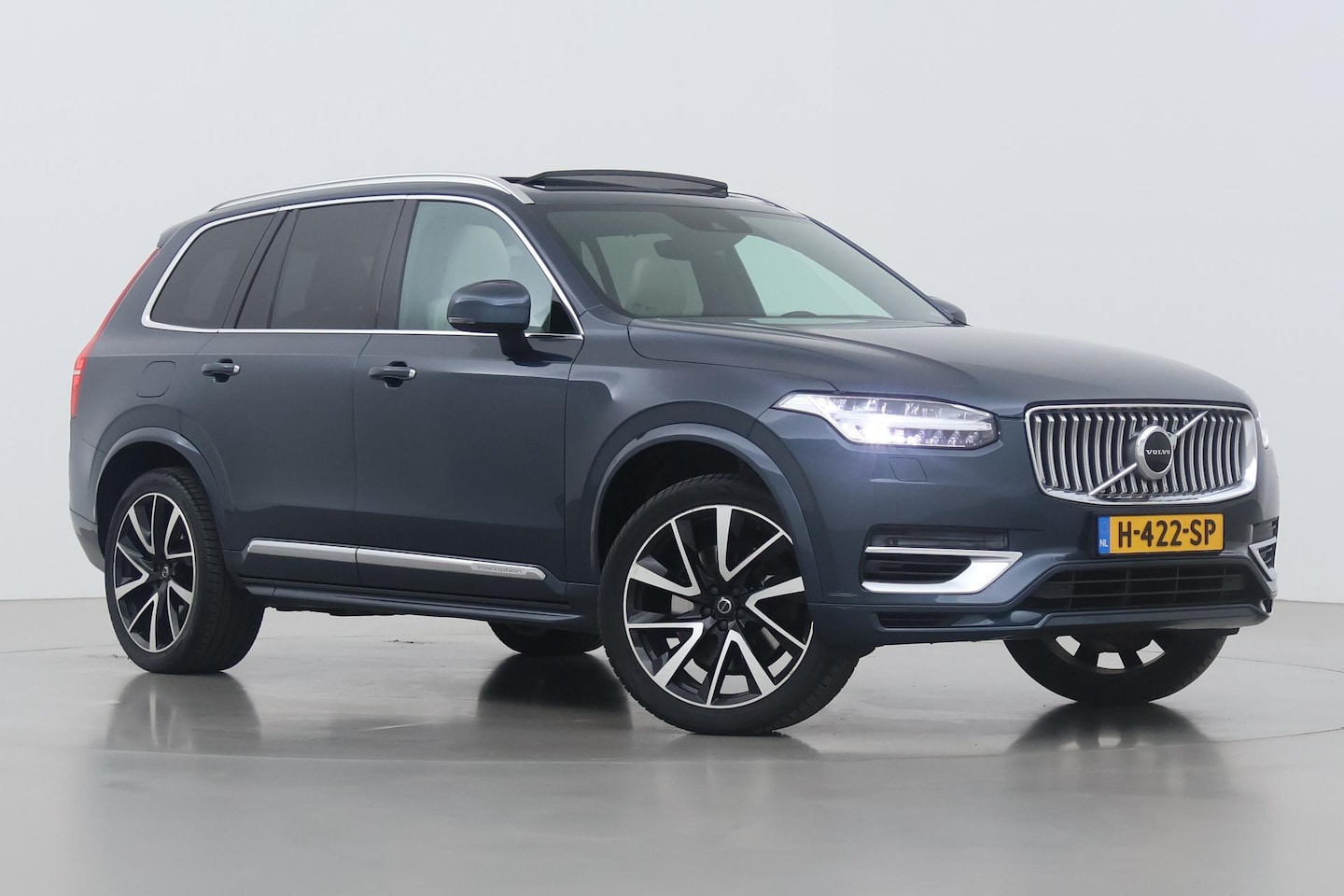 Volvo XC90 - T8 Twin Engine Inscription | 7P | Head-Up | Panoramadak | ACC | 21 Inch | Trekhaak | Keyle - AutoWereld.nl
