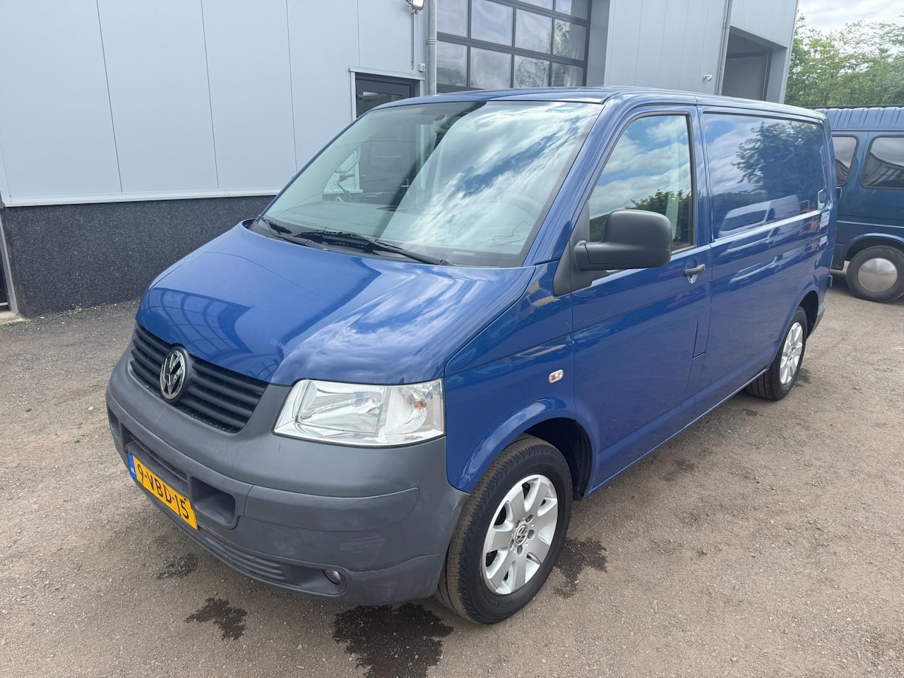 Volkswagen Transporter - 2.5 TDI 131PK Airco - AutoWereld.nl