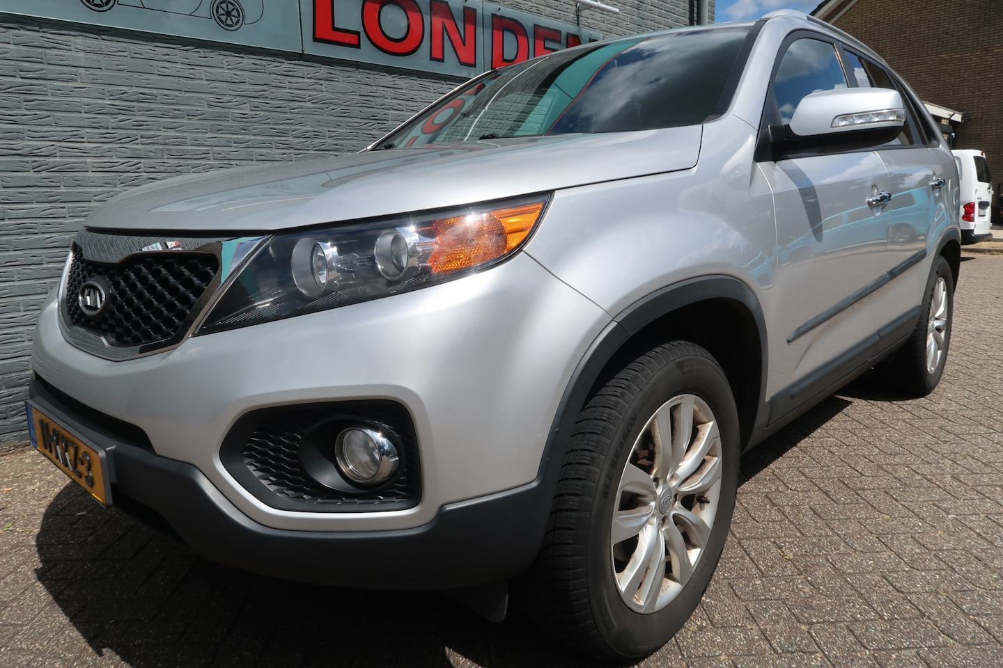 Kia Sorento - 2.4 X-ecutive Eerste  eigenaar - AutoWereld.nl