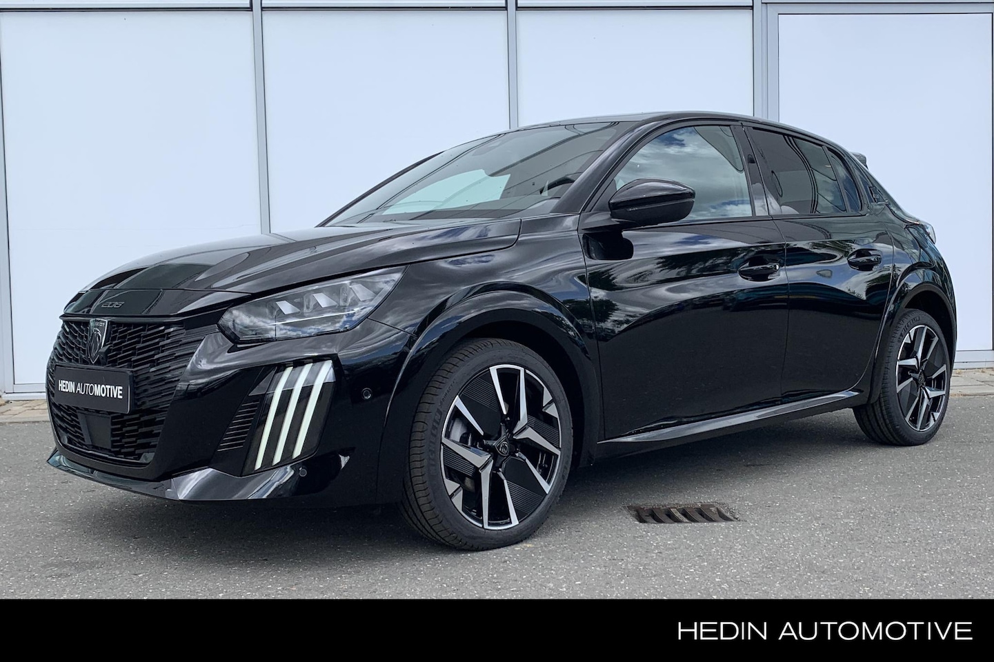 Peugeot 208 - 1.2 Hybrid 110 e-DCS6 GT | Panoramadak | Navigatie | Camera voor + achter | Climate contro - AutoWereld.nl