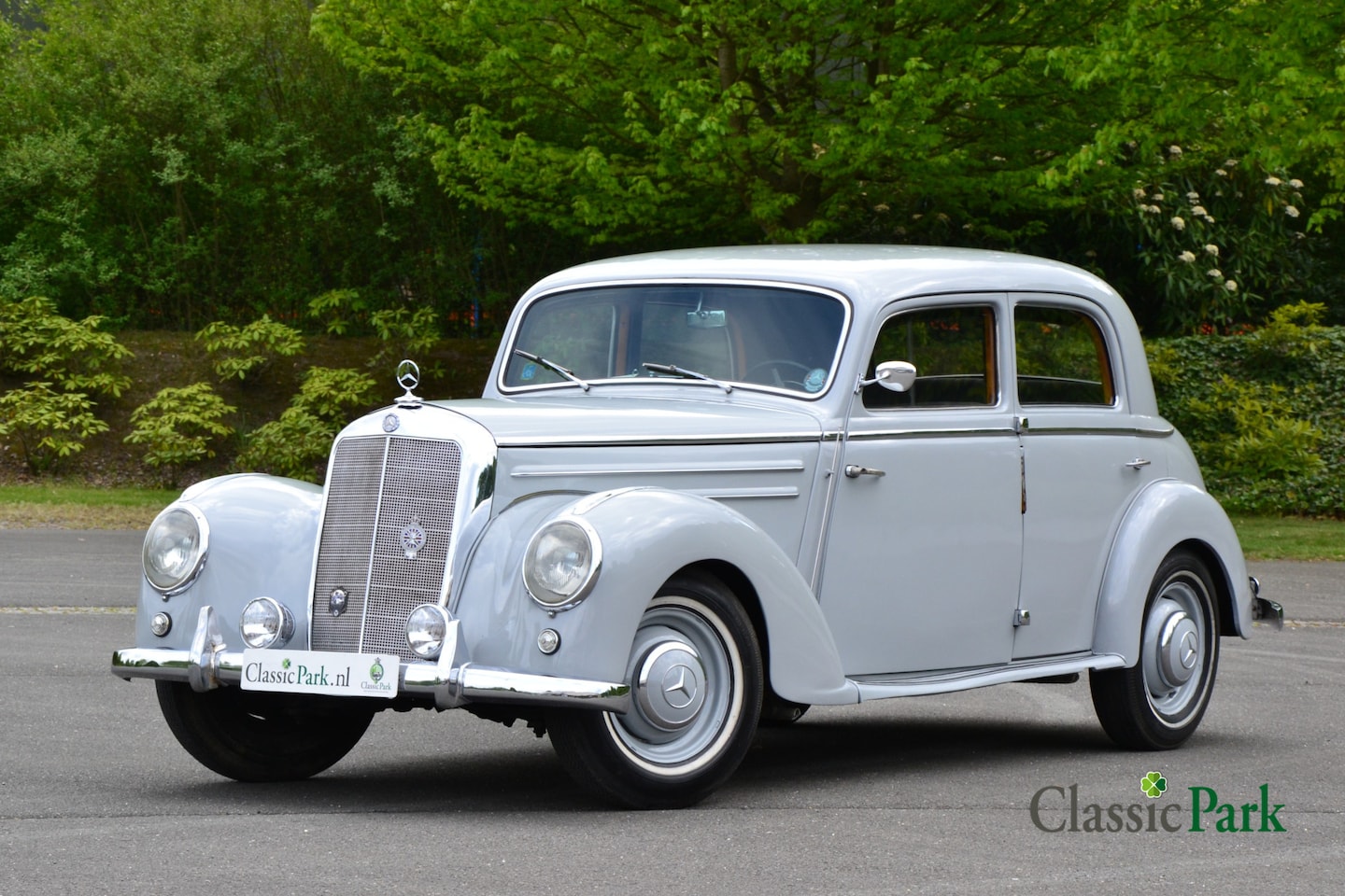 Mercedes-Benz 220 - AutoWereld.nl
