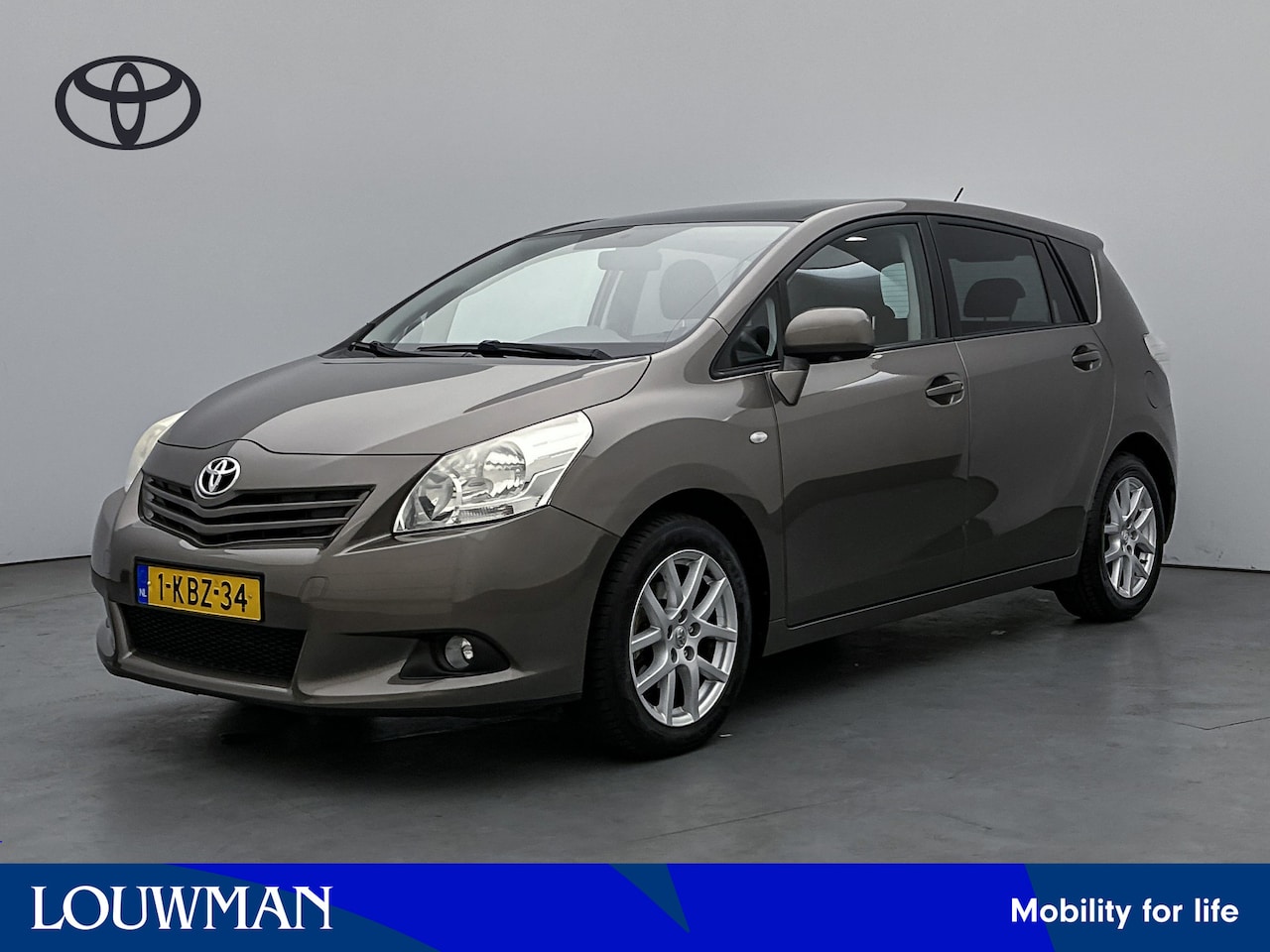 Toyota Verso - 1.8 VVT-i Business Titanium 1.8 VVT-i Business Titanium - AutoWereld.nl