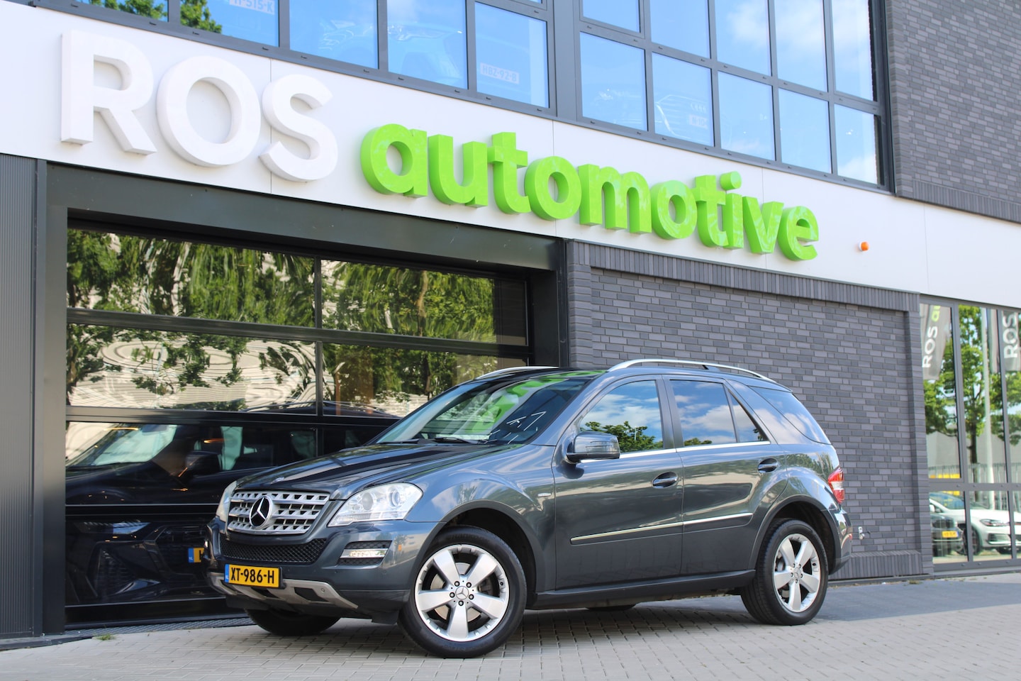 Mercedes-Benz M-klasse - 300 CDI BlueEFFICIENCY Prestige | BIJNA YOUNGTIMER | STOELVERWARMING | TREKHAAK | - AutoWereld.nl