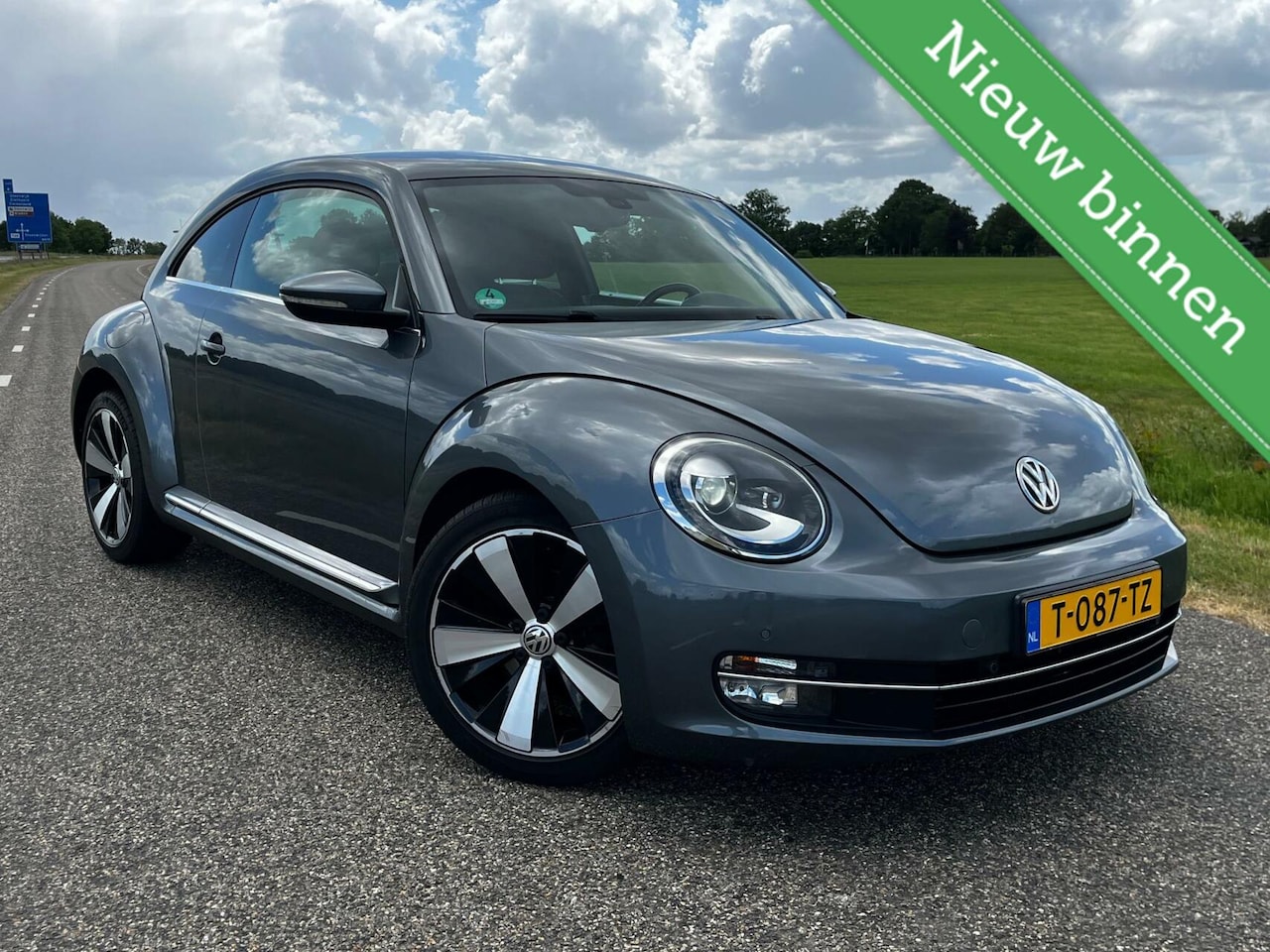 Volkswagen Beetle - 1.2 TSI Highline 105pk | Platinum Grey - AutoWereld.nl