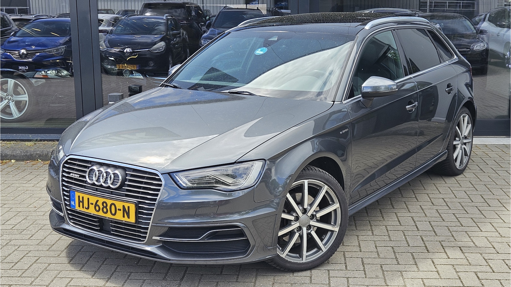 Audi A3 Sportback - 1.4 e-tron PHEV Ambition Pro Line plus + 3x S-LINE + PANO DAK + KEYLESS + VOLLEER - AutoWereld.nl