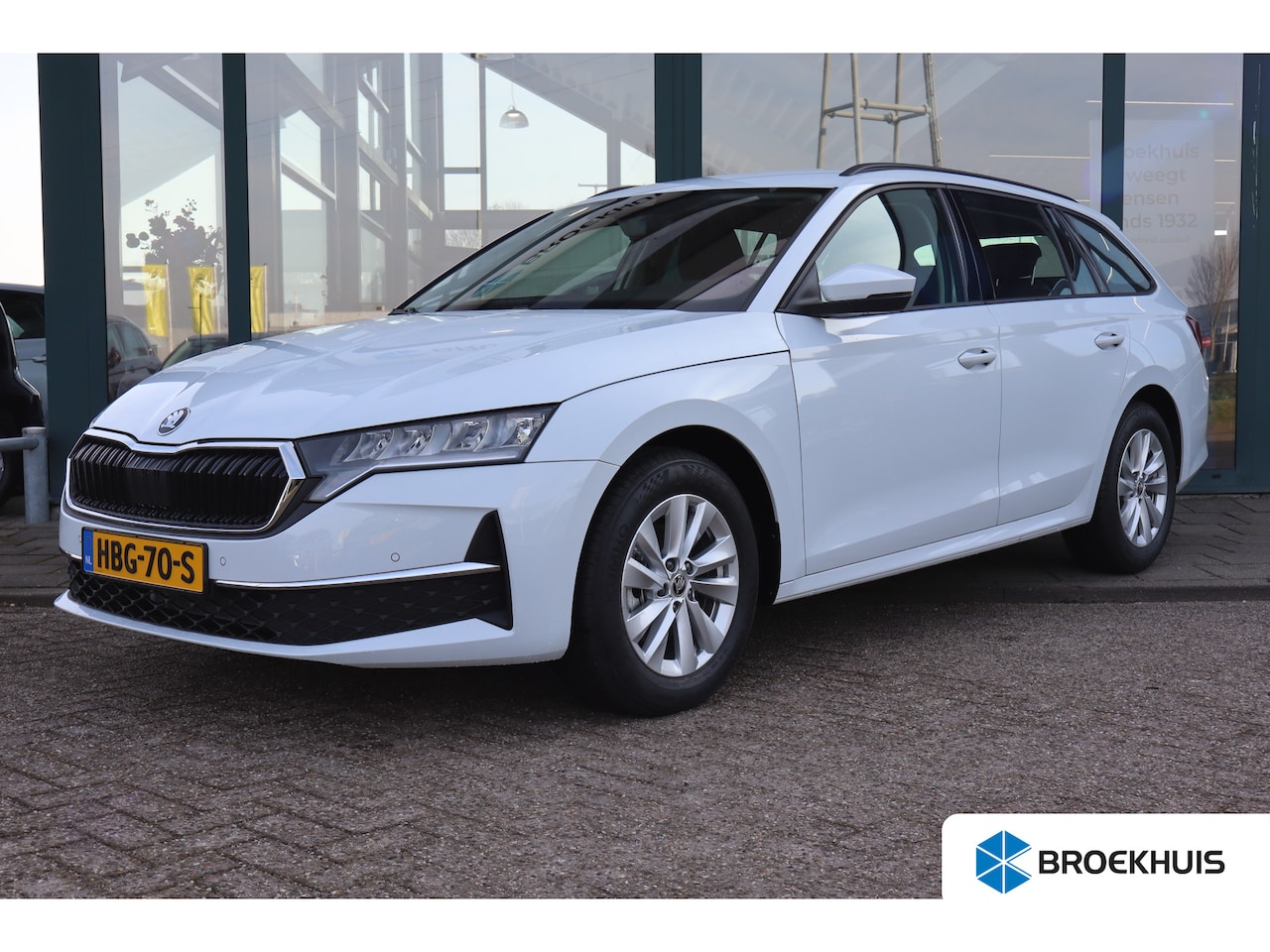 Skoda Octavia Combi - 1.5 TSI 116PK Edition | Stoel+stuurverwarming | Parkeersensoren | Trekhaak | - AutoWereld.nl