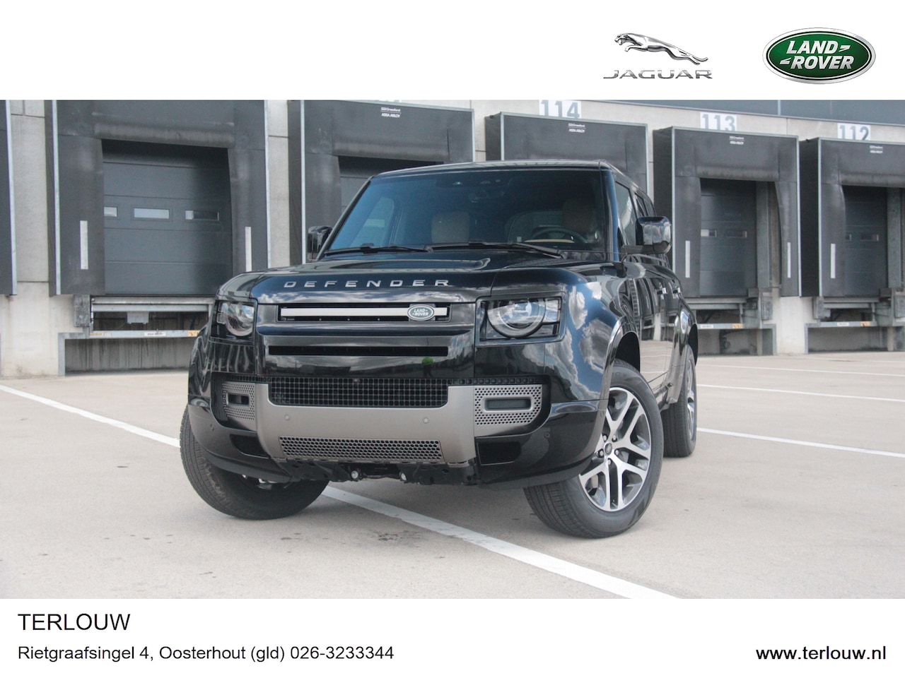 Land Rover Defender 110 - 2.0 P300e X-Dynamic SE - AutoWereld.nl