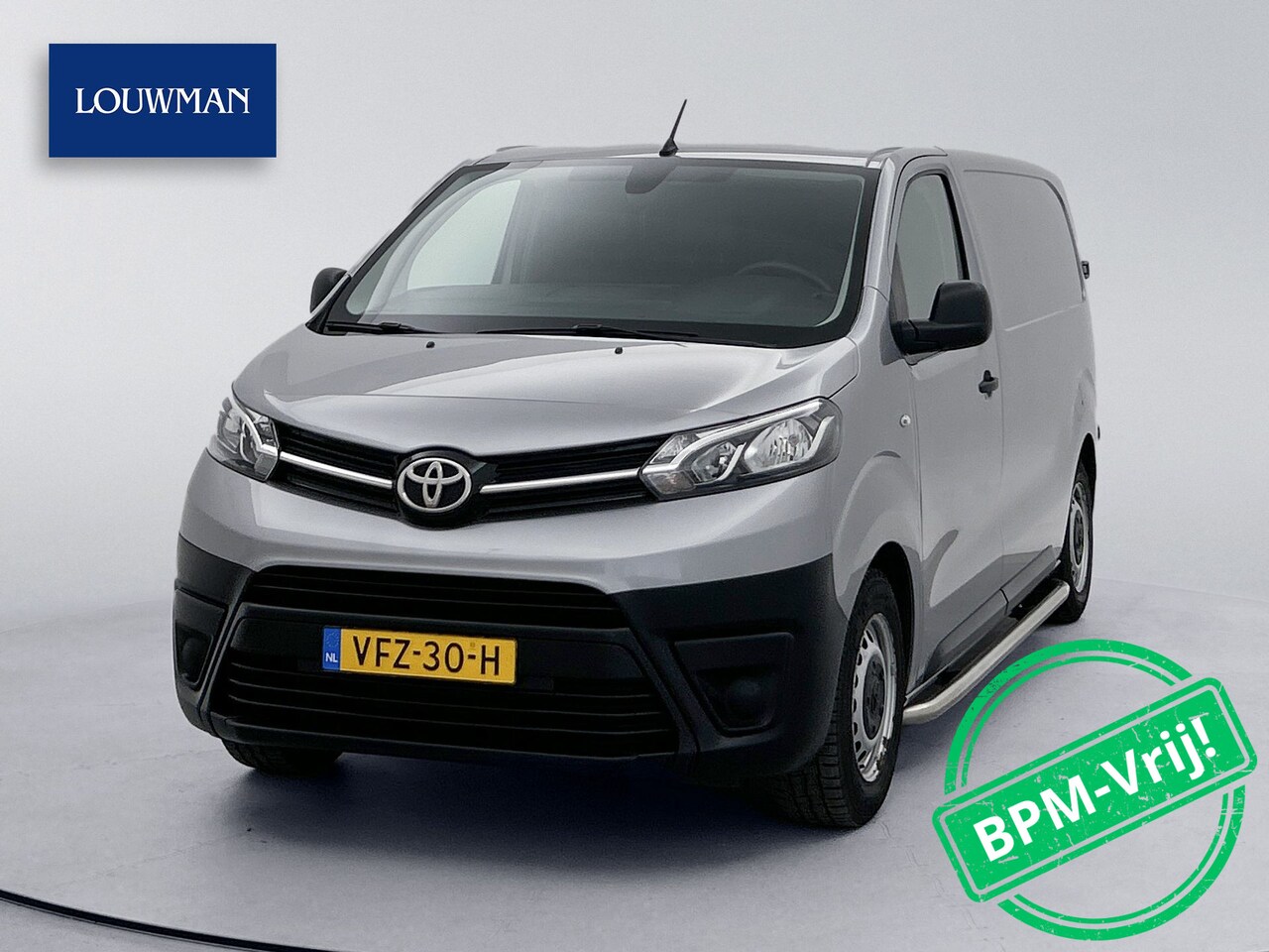 Toyota ProAce Worker - 1.5 D-4D Navigator Navigatie Oprijplaat Betimmering Cruise Control - AutoWereld.nl