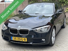 BMW 1-serie - 116i Business Cruise Parkeer sensoren 5Deur Navi