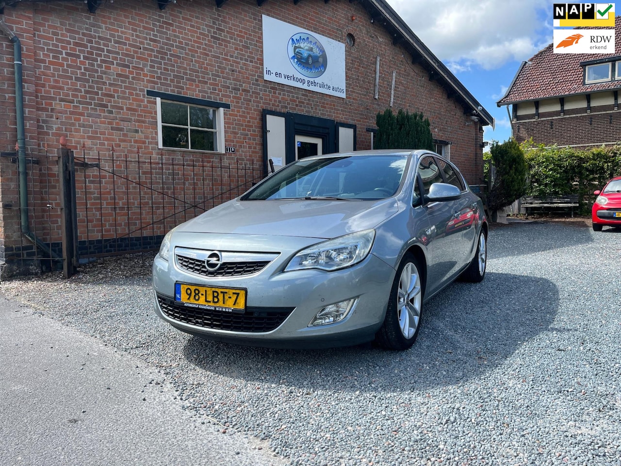 Opel Astra - 1.6 Cosmo 1.6 Cosmo ( Climate controle + Navigatie + Nieuwe Apk ) - AutoWereld.nl