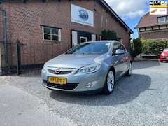 Opel Astra - 1.6 Cosmo ( Climate controle + Navigatie + Nieuwe Apk )