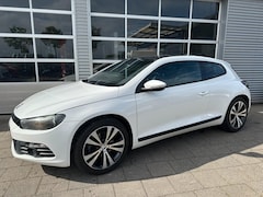 Volkswagen Scirocco - 1.4 TSI Edition - DSG - Panorama Dak - Climate Control - Cruise Control - Parkeersensoren