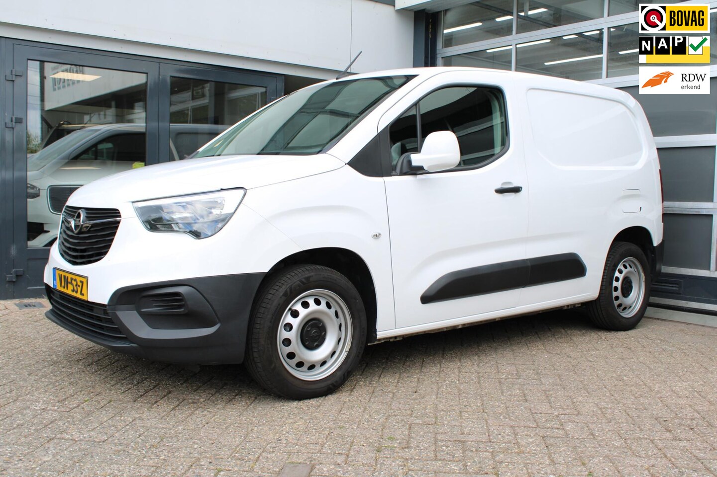 Opel Combo - 1.5D L1H1 Edition 1.5D L1H1 Edition - AutoWereld.nl
