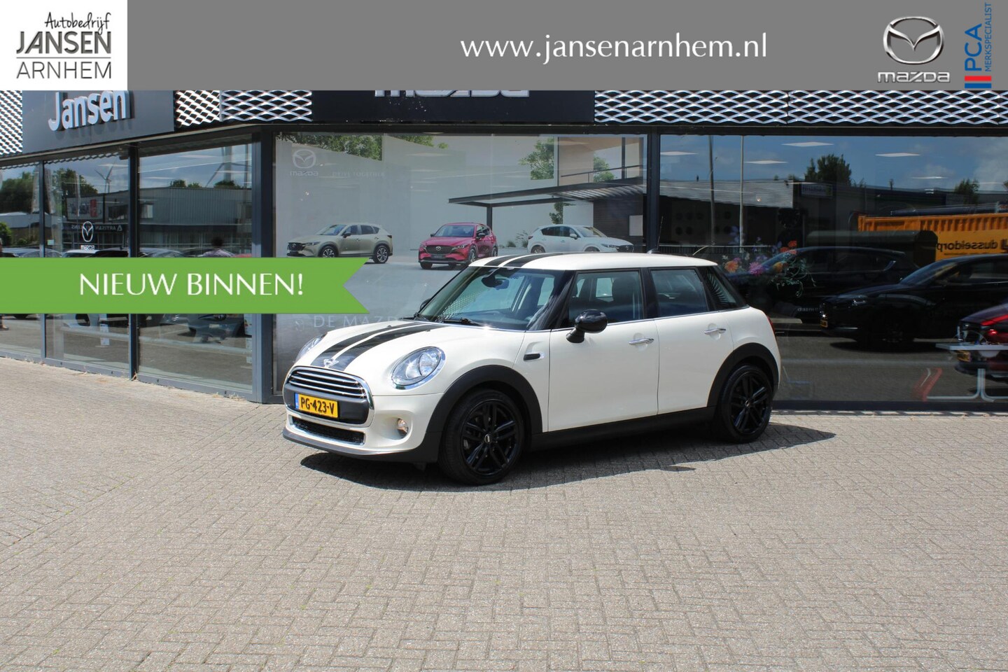 MINI One - Mini 1.2 Salt Business , Automaat, Navi, Airco, Cruise, PDC, LMV 17 Inch, Bluetooth - AutoWereld.nl