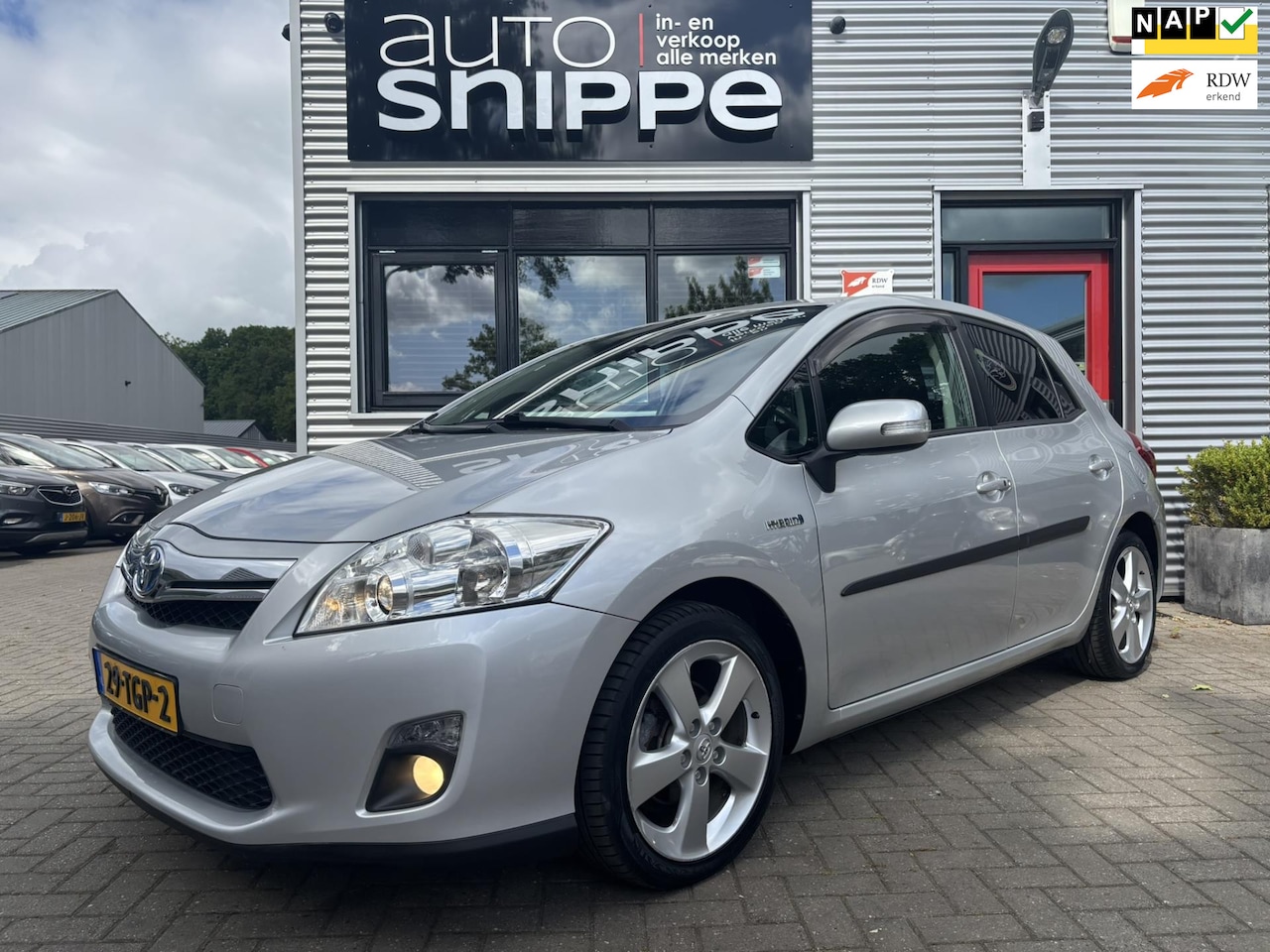 Toyota Auris - 1.8 Full Hybrid Dynamic Business -AUTOMAAT-CLIMA-CRUISECONTROL-CAMERA-DEALER ONDERHOUDEN!- - AutoWereld.nl
