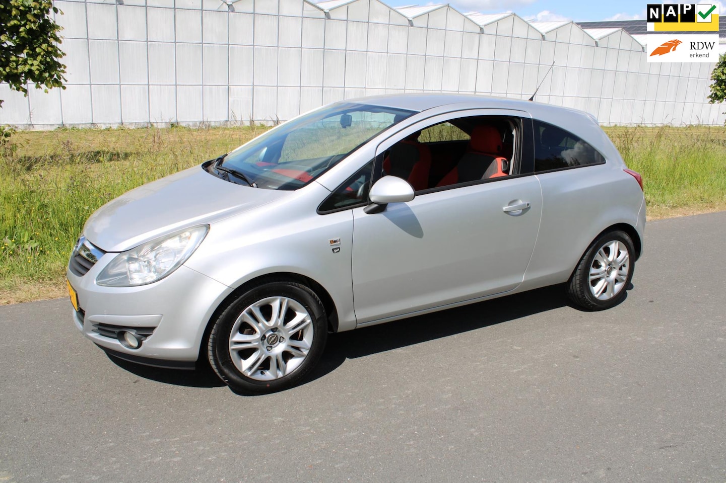 Opel Corsa - 1.4-16V '111' Edition Automaat met Airco - AutoWereld.nl