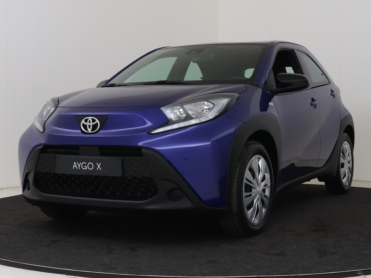 Toyota Aygo X - 1.0 VVT-i S-CVT Play I Apple Carplay/Android Auto I Airco I Cruise Control Adaptief I USB - AutoWereld.nl