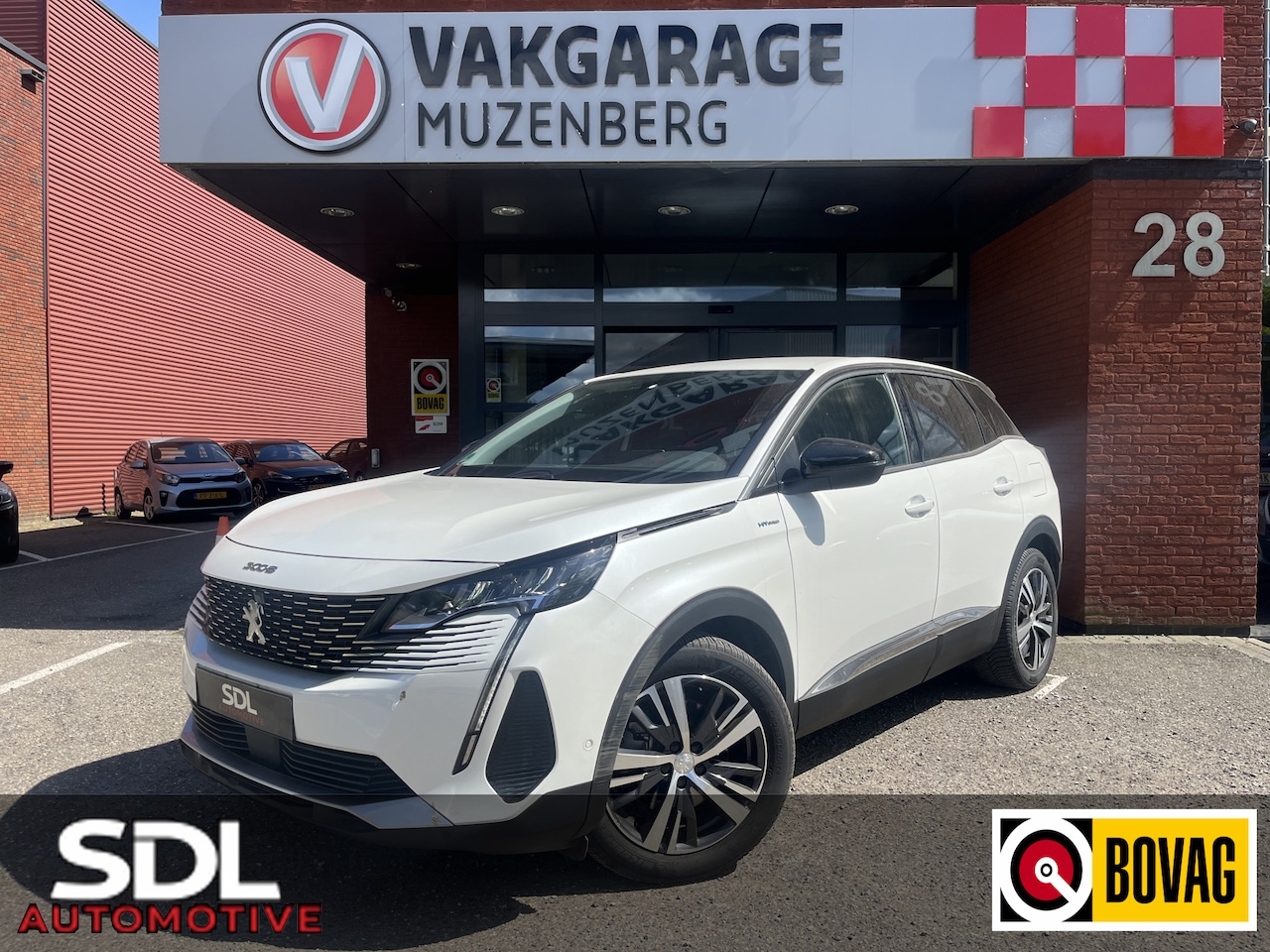 Peugeot 3008 - 1.6 HYbrid 225 Allure // FULL LED // DODEHOEK // KEYLESS // 360 CAMERA+SENSOREN // NAVI+CA - AutoWereld.nl