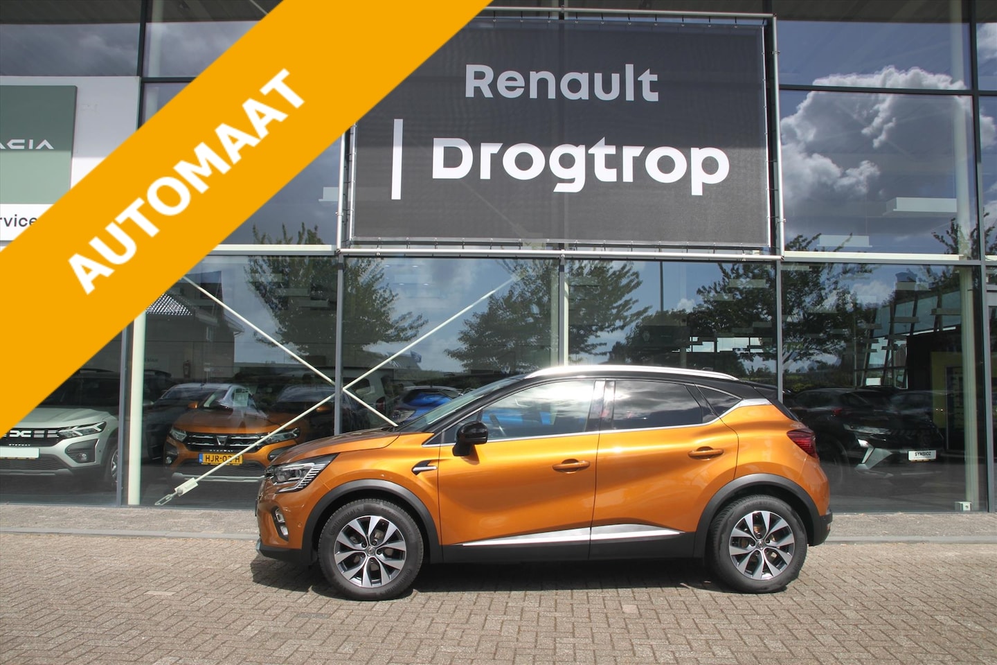 Renault Captur - TCe 155 PK Intens AUTOMAAT, NAVI, TREKHAAK, CAMERE - AutoWereld.nl