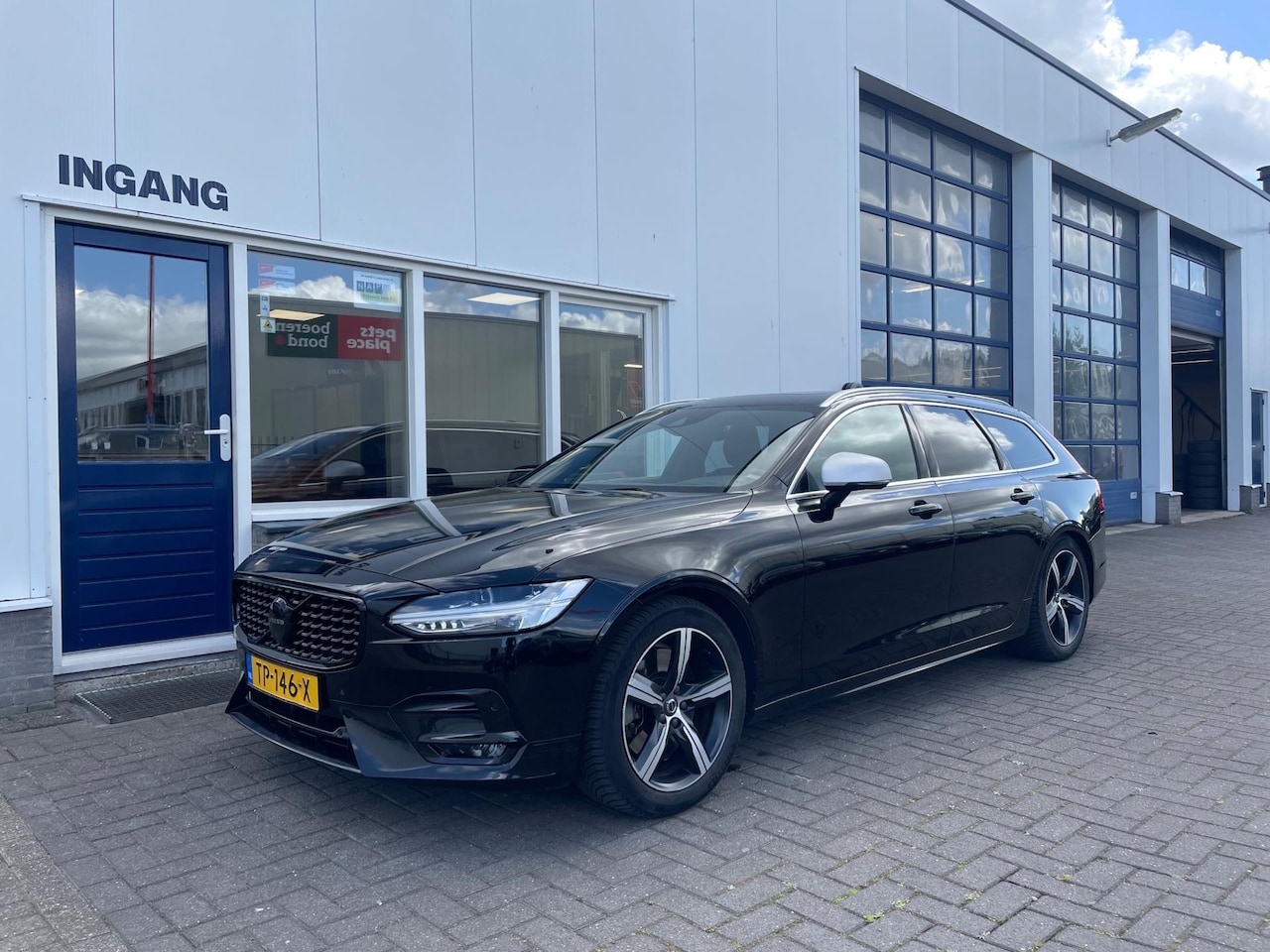 Volvo V90 - 2.0 T4 Business Sport 2.0 T4 Business Sport - AutoWereld.nl