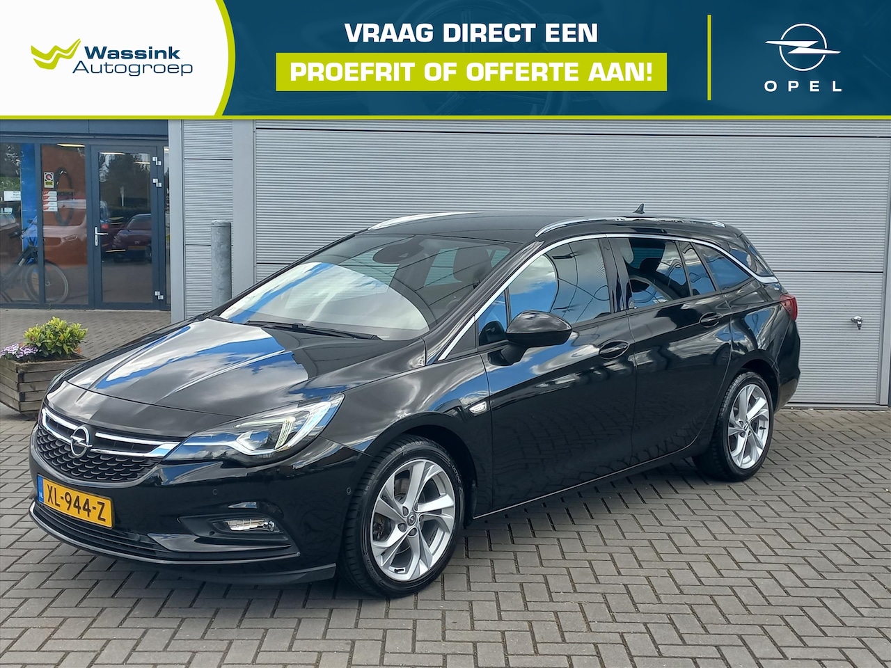 Opel Astra Sports Tourer - 1.6T 200pk Business Executive Automaat | Climate control | Navigatie | Trekhaak (1700kg) | - AutoWereld.nl