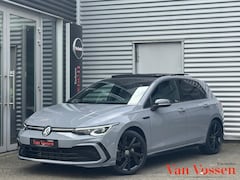 Volkswagen Golf - 1.5 eTSI Blackstyle 3X R-Line|Pano|IQ Light|Sfeer|Camera|Carplay|ACC|150PK