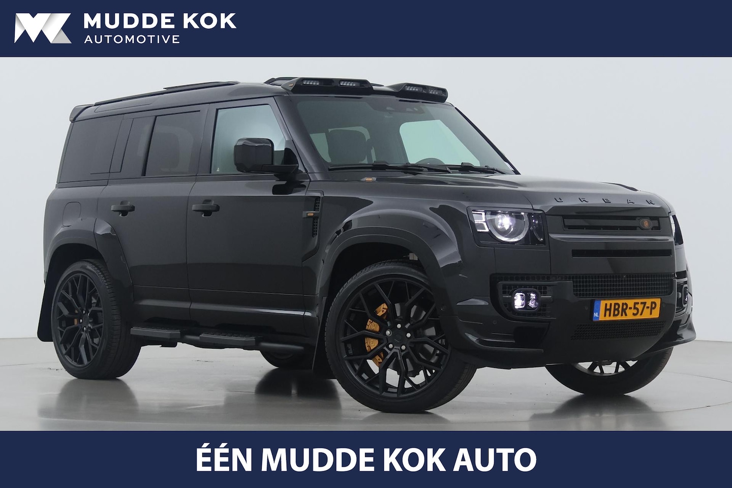 Land Rover Defender 110 - URBAN P300e X-Dynamic HSE | ClearSight View | 23 Inch | Luchtvering | ACC | Stoelkoeling | - AutoWereld.nl