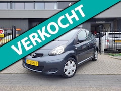 Toyota Aygo - 1.0-12V Comfort Navigator | Met airco, navigatie via TOMTOM, elektrische ramen,