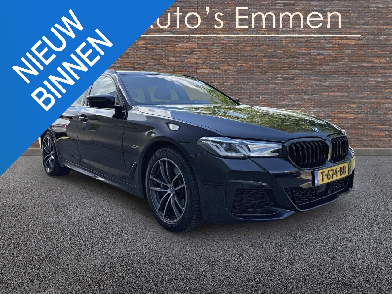 BMW 5-serie Touring - 530e LEDER SPORTSTOELEN NAVIGATIE CRUISE - AutoWereld.nl