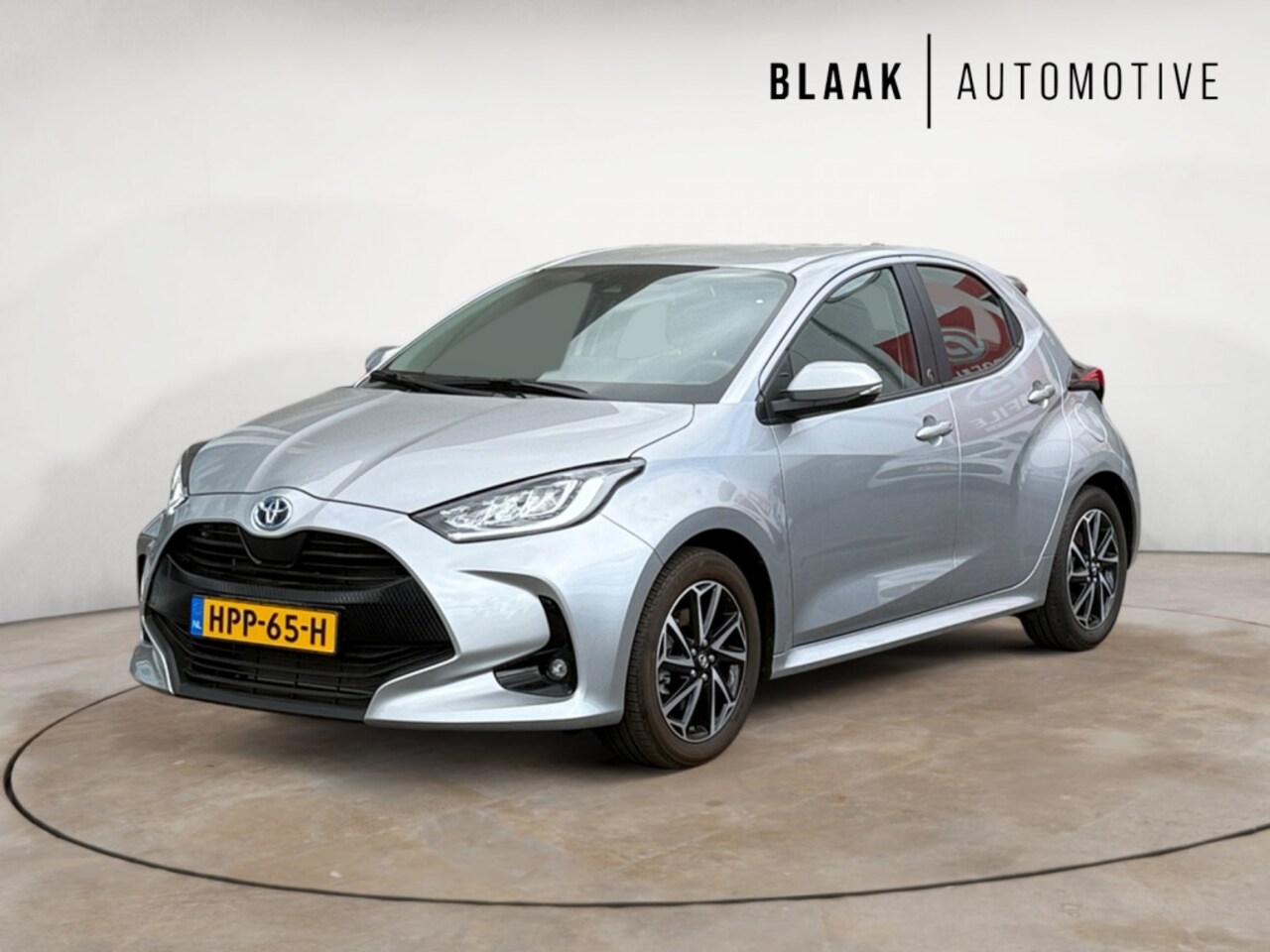 Toyota Yaris - 1.5 Hyb. Dynamic - AutoWereld.nl