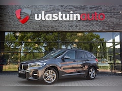 BMW X1 - xDrive25e High Executive M-Sport , Pano dak, HUD, Trekhaak,