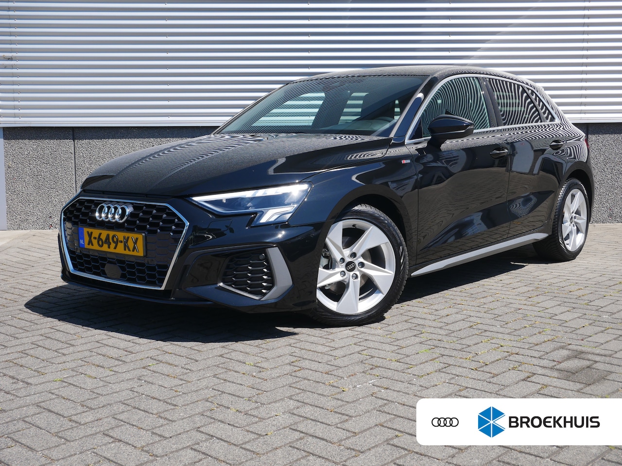 Audi A3 Sportback - 30 TFSI S edition 30 TFSI S edition - AutoWereld.nl