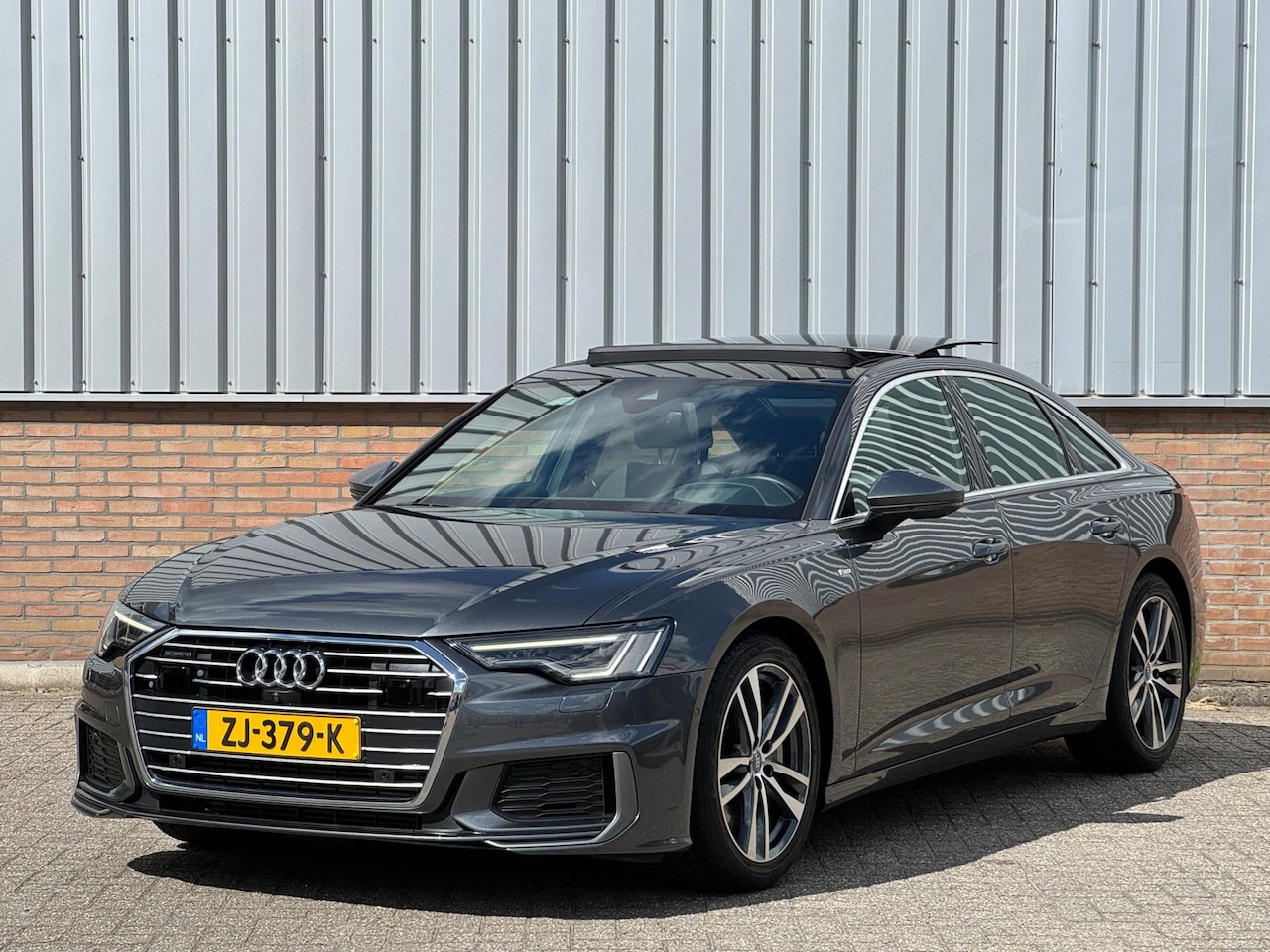 Audi A6 Limousine - 55 TFSI quattro Sport S-Line V6 340pk/ Panorama/ NLse auto! - AutoWereld.nl