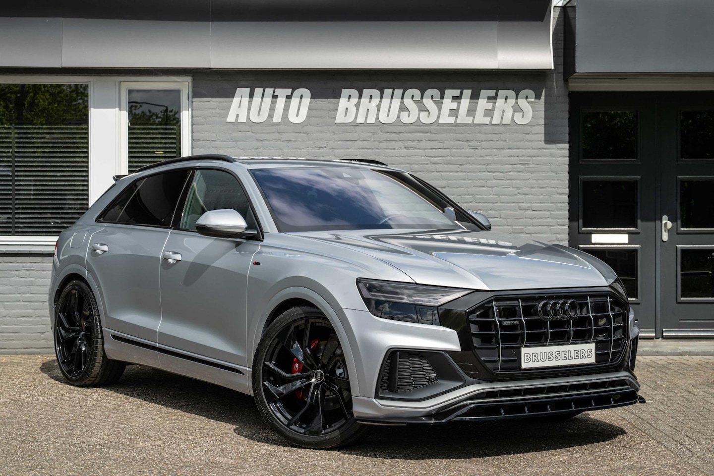 Audi Q8 - 50 TDI quattro S-line Grijs kenteken € 58.795,- Ex.BTW SQ8 Style 48500km! - AutoWereld.nl